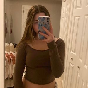 brandy melville cropped brown long sleeve